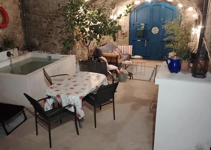 Maison De Village A Deux Pas De La Riviere