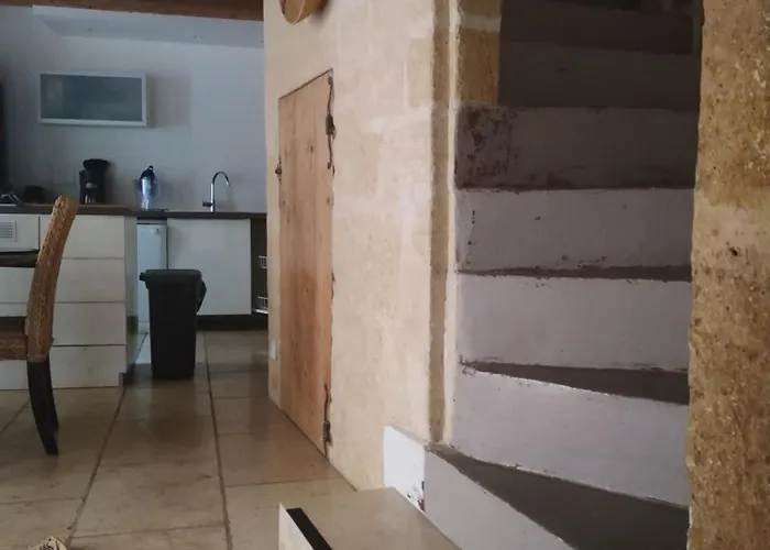 בית נופש Maison De Village A Deux Pas De La Riviere